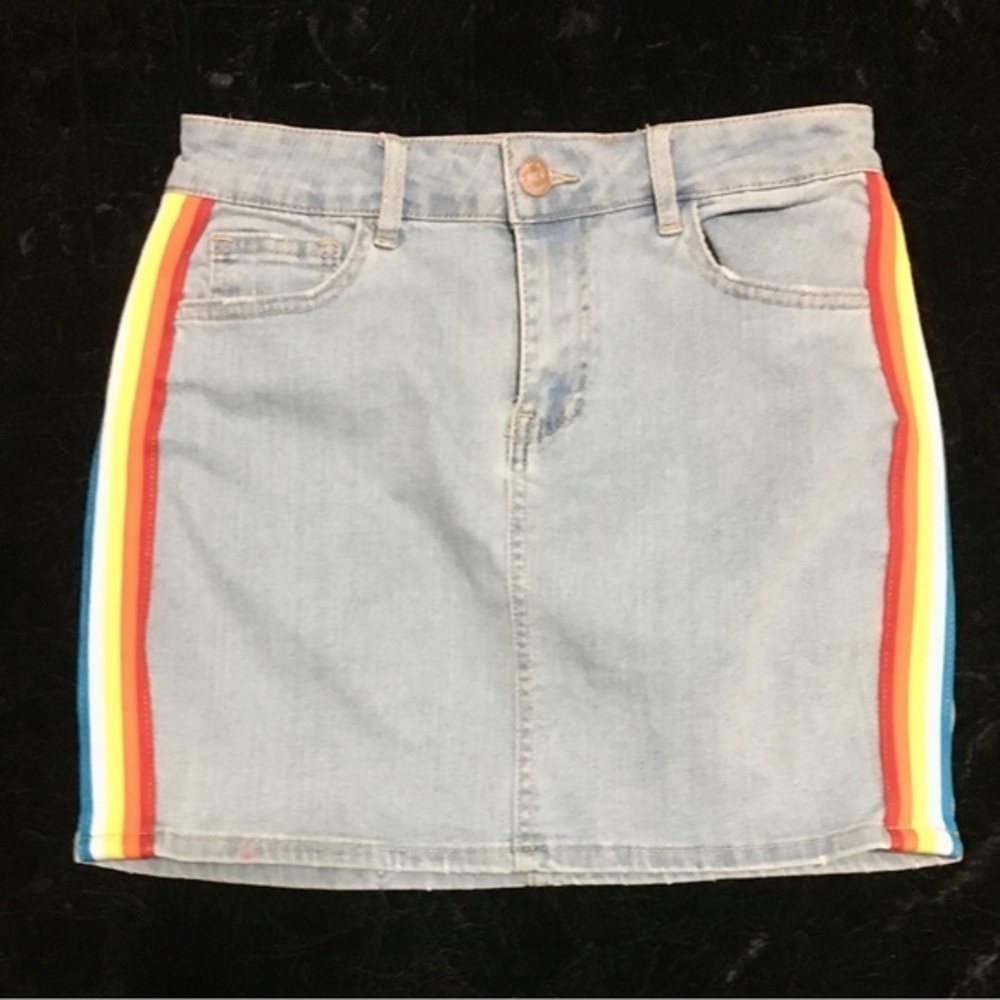Almost Famous- Denim Mini shirt. Light wash with rainbow stripes Size-5